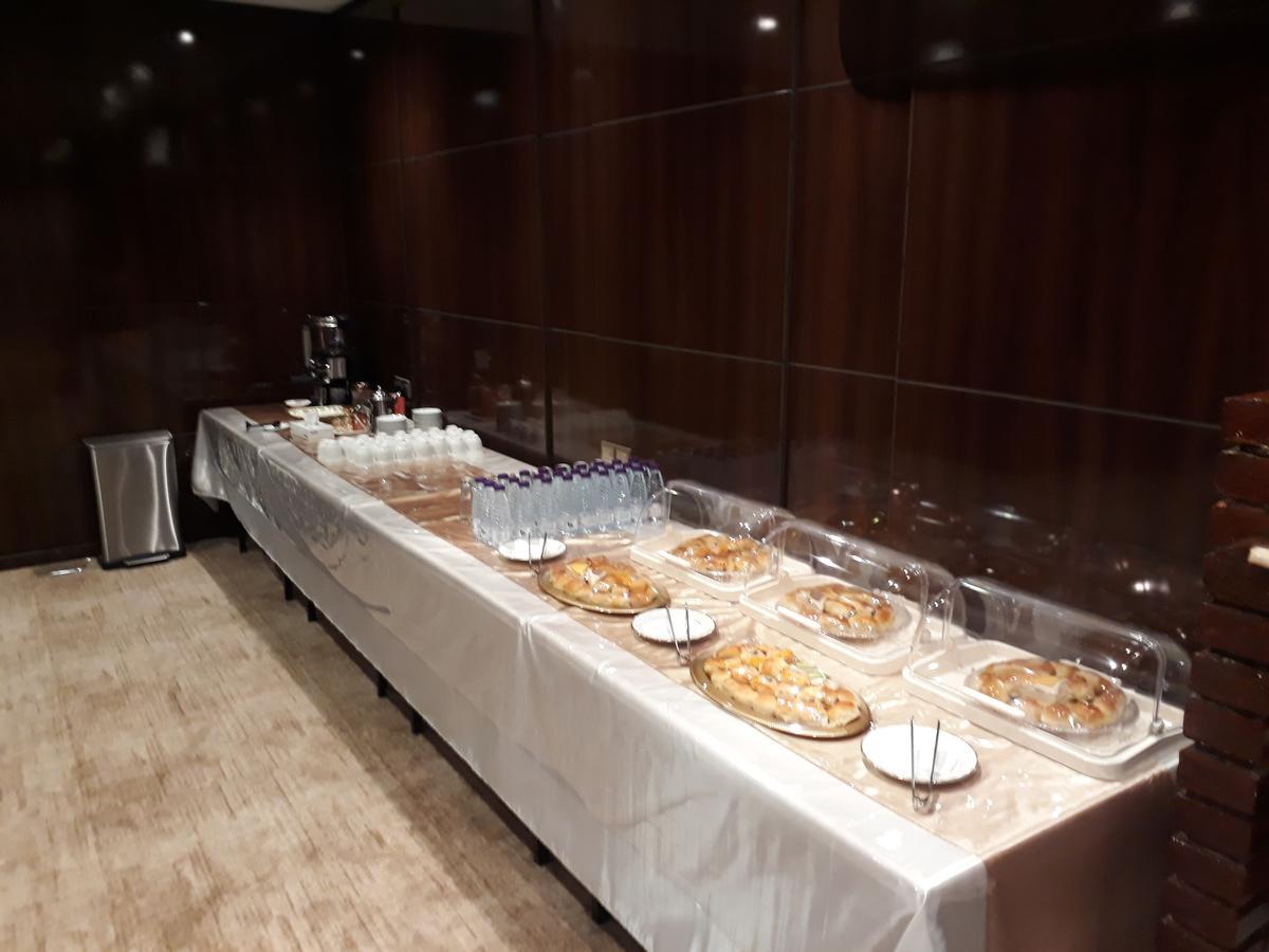 Azd Hotel 아바 객실 사진