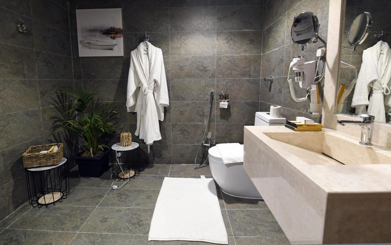 Azd Hotel 아바 외부 사진