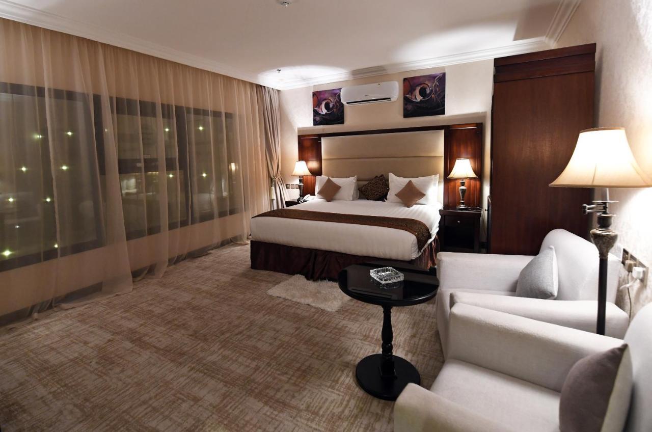 Azd Hotel 아바 외부 사진